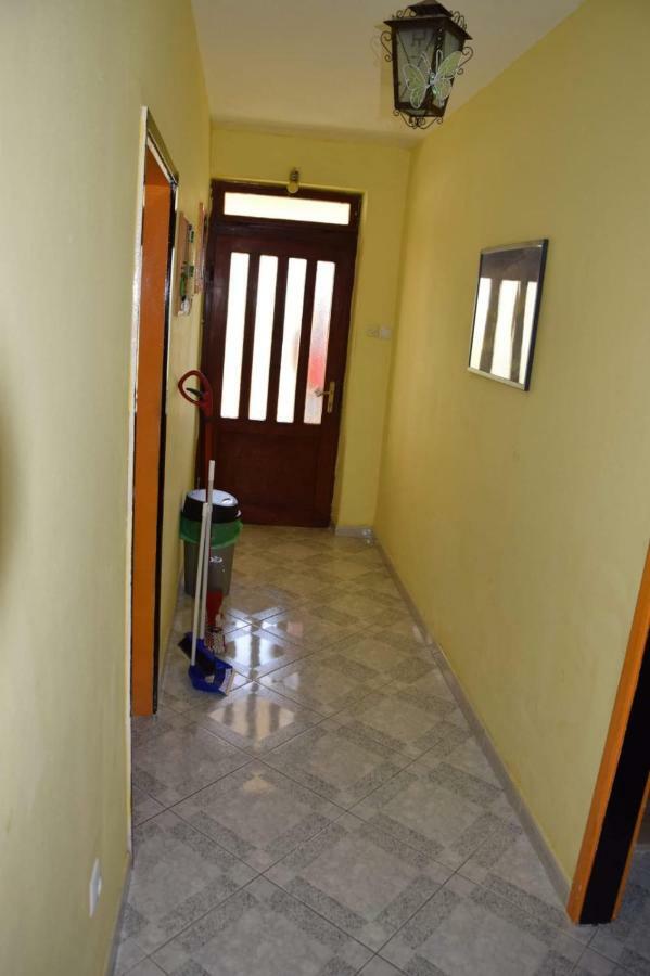 Apartman Linda 바스카보다 외부 사진